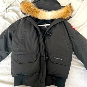 Canada goose chilliwack bomber jacket black/female
